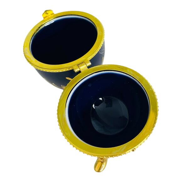 VTG Porcelain EGG TRINKET BOX Hinged LG 4” Cobalt Blue Gold Footed Ring Holder - Picture 4 of 7